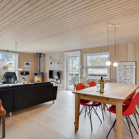 Three-Bedroom Holiday Home in Hemmet *