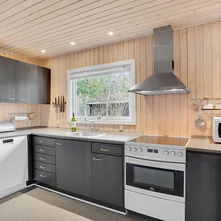 Three-Bedroom Holiday Home in Hemmet * Hemmet